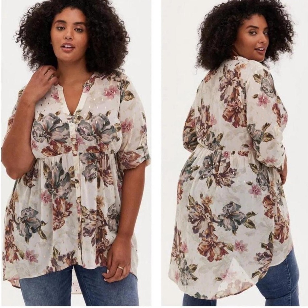 NWT Torrid Chiffon high low button front semi sheer chiffon floral blouse 14/16